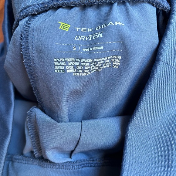 Tek Gear Workout Gear Multipurpose Short Blue Mid Rise Poly/Spandex - Picture 5 of 10